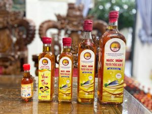 Đặc sản Đà Nẵng mua làm quà - Nước mắm Ô Long