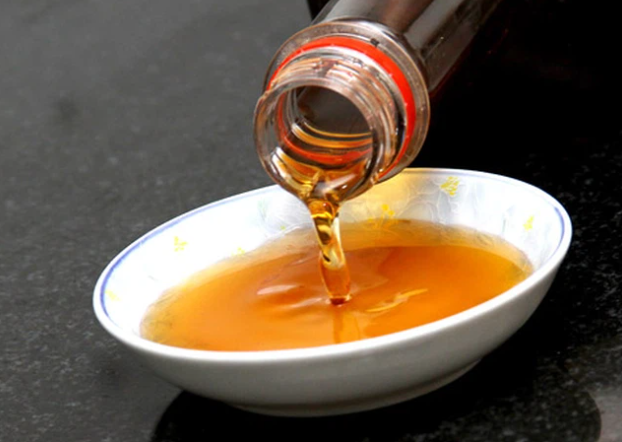 Cách phân biệt sự khác nhau giữa nước mắm truyền thống và nước mắm công nghiệp